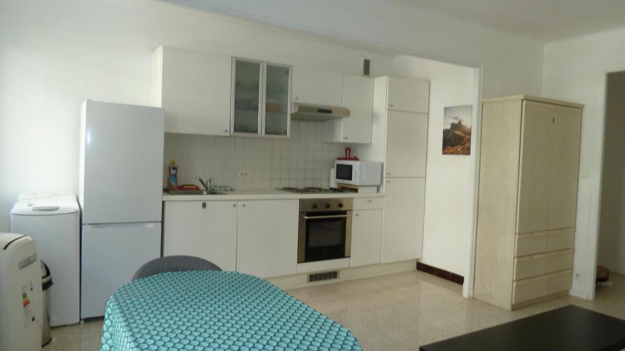Antibes centre studio 27 M2 rénové Exterior foto